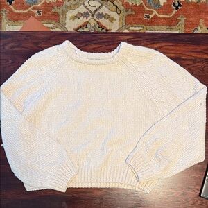 Pull&Bear Cream Crew Neck Sweater size M